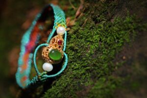 green thread and gold inlay