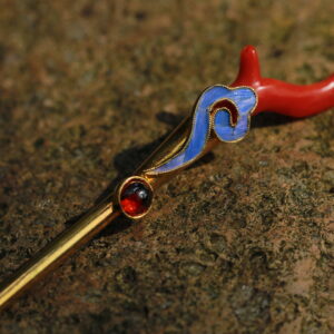 coral hairpin