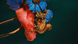 coral inlaid golden filigree fu