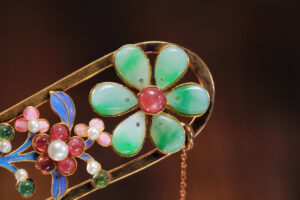 translucent jadeite openwork inlaid hairpin